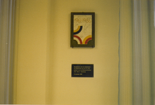 M 5425 Gedenksteen in de studiezaal van het Stadsarchief van Tiel, aangeboden door de medewerkers van het ...