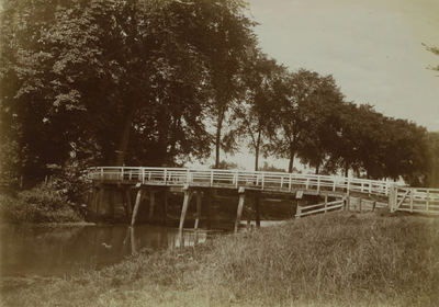 702 De Hamsebrug gezien vanaf de Drumptse zijde. Tiel, 1891-1894.
