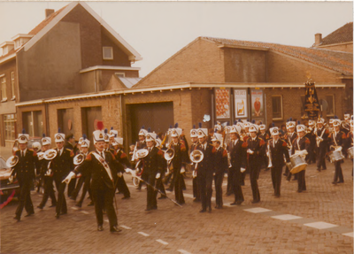 M 8347 Muziekcorps komt uit de Huf van Burenstraat in Tiel.