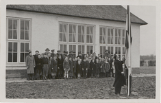 M 8744 Opening school in Kerk-Avezaath Burgemeester Beekhoff