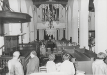 0690-3018 Opening N.H. Kerk kort na de restauratie.