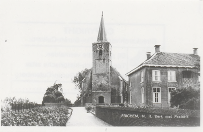 0690-6082 Repro ansichtkaart, Erichem, N.H. Kerk met pasorie.