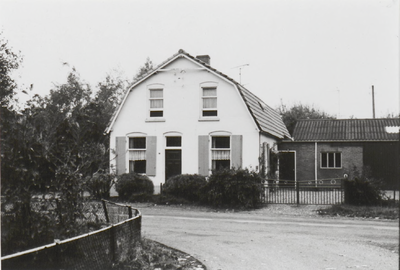 0690-6094 Woning aan de Erichemseweg.