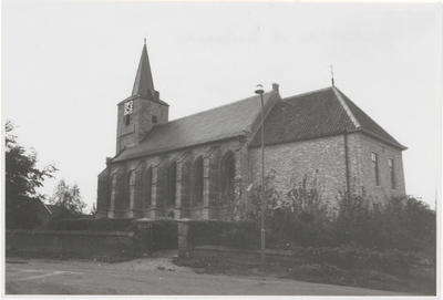 0690-6848 De N.H. Kerk na de restauratie gezien vanaf de Opstalstraat