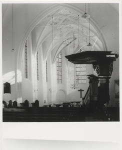 0690-Gr_Kerk_A_78 Gezicht in de N.H.Kerk na de restauratie.