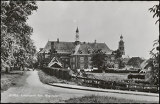 Buren.194 Weeshuis, achterrzijde met tuin