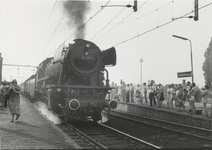 1191 Stoomlocomotief. Stoomtrein op het station van Culemborg.
