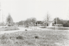 3319 B.P. Station. Volkstuintjes