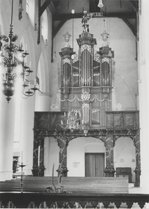 153 Kerkinterieur NH Grote of Sint Barbarakerk met het Grote Orgel uit 1719, gebouwd door M. Verhofstad.