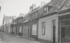 930 Lange Havendijk vanuit de Havendijk. Voor de renovatie zijn al deze woningen verdwenen.