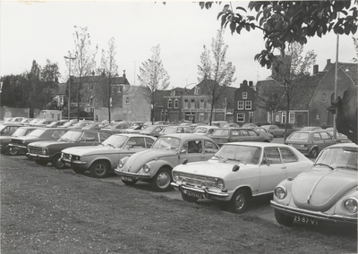 1200 Parkeerterrein het Hof.