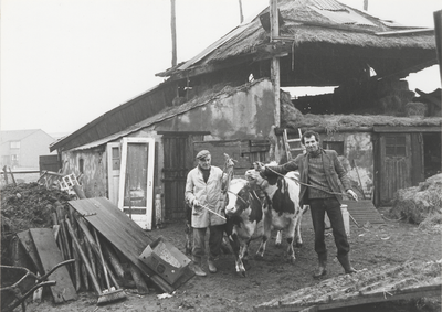 1382 Verhuizing één na laatste boerderij binnenstad