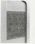 1844 Voormalige synagoge. Steen met tekst: Eerste steen gelegd door G.B. Walg; 09 sept. 1867.