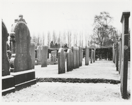 1846 Joodse begraafplaats. Overzicht van de begraafplaats en graf Maurits Gans.