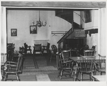 1919 Caffaigne in de Everwijnstraat Recreatiezaal