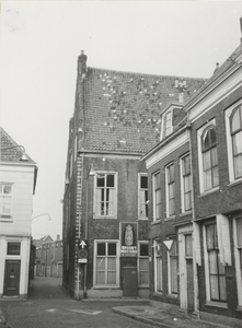 2036 Hoek Ridderstraat-Slotstraat-Lange Meent met Droste- of Stadhoudershuis.