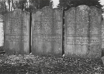 3262 Joodse begraafplaats. Grafstenen