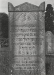 3274 Joodse begraafplaats. Grafstenen
