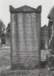 3283 Joodse begraafplaats. Grafstenen
