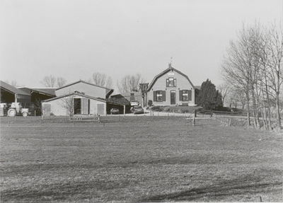 3712 Rietveldseweg. Boerderij de Heuvel 