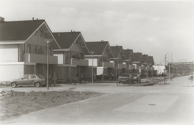 3750 Nieuwbouw ten westen van de Spoordijk. Molenzicht 