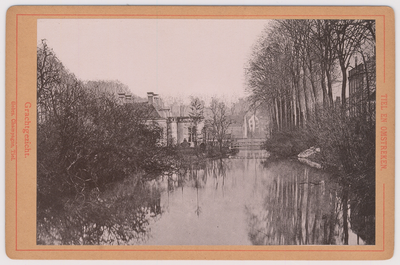 43 Gracht, Oliemolenwal. In het midden de Wittenbrug rechts de Oliemolenwal met de Technische school.