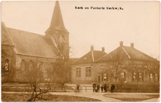 1159 Een prentbriefkaart van de oudste kerk van de Bommelerwaard, de Nederlands-hervormde kerk in Kerkwijk. Het gebouw ...