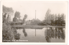 1181 Een prentbriefkaart van steenfabriek De Ruyterwaard in Zuilichem die rond 1906 in handen kwam van M.J. van Löben ...