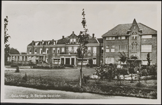 29 Het RK Barbaragesticht. Een van de twee ziekenhuizen in Culemborg. Het Barbara lag aan de Elisabethdreef. In 1975 ...