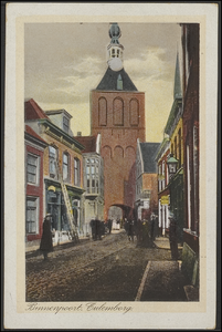 44 De Binnenpoort of Lanxmeerpoort uit 1318 is de enig overgebleven stadspoort. Toen de aangrenzende nederzetting ...