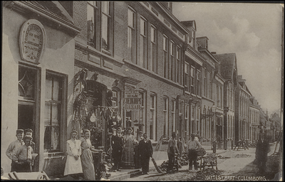 274 'De Goedkoope Bazar' van Samuel Israel in 1905. In 1907 verhuisde hij naar de Oude Vismarkt.