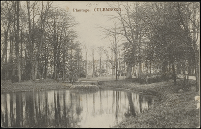 517 Stadspark 'De Plantage' in 1980 ontworpen door vader en zoon Zocher in Engelse landschapstijl.