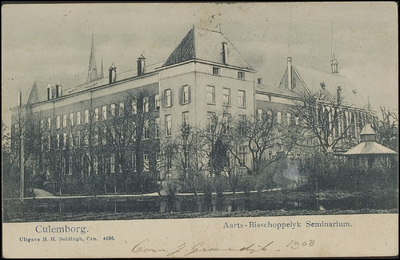 653 Het klein Seminarie werd tussen 1857 en 1899 gebouwd en was een opleidingsinstituut voor priesters van de ...