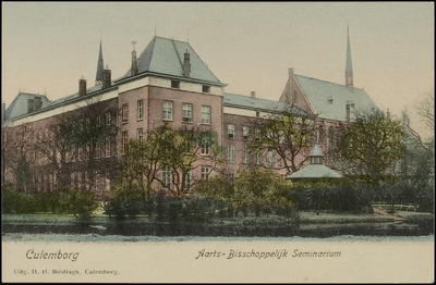 654 Ingekleurd. Het klein Seminarie werd tussen 1857 en 1899 gebouwd en was een opleidingsinstituut voor priesters van ...