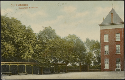 655 Ingekleurd. Speelplaats van het klein Seminarie. Het klein Seminarie werd tussen 1857 en 1899 gebouwd en was een ...