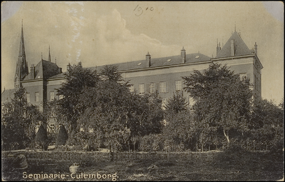 660 Het klein Seminarie werd tussen 1857 en 1899 gebouwd en was een opleidingsinstituut voor priesters van de ...