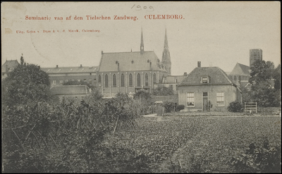 695 Zicht op het Klein Seminarie vanaf de huidige Elisabethdreef. Het klein Seminarie werd tussen 1857 en 1899 gebouwd ...
