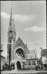 723 De Sint Barbarakerk aan de Markt. Een neogotische kruiskerk gebouwd in 1886 door architect P.J. van Genk.