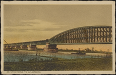 790 Oude Spoorbrug gebouwd tussen 1863 en 1868. De hoofdoverspanning is 154 meter samen met de aanbruggen toen de ...