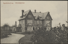 874 Villa Sprokkelenburg uit 1910. In gebruik geweest als schoolgebouw. Nu weer particulier bewoond.