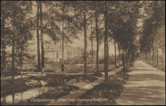 876 Ingang stadspark 'de Plantage' met nog zichtbaar Villa Sprokkelenburg.