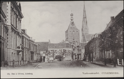 953 Varkensmarkt met Binnenpoort en Toren van de RK Barbarakerk.