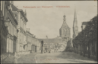 955 Varkensmarkt met Binnenpoort en Toren van de RK Barbarakerk.