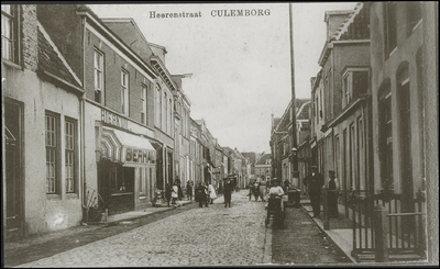 1130 Herenstraat richting Everwijnstraat met rechts de telefoniepaal.