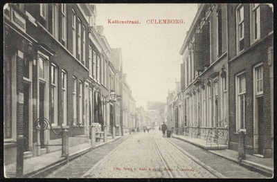 1567 Kattenstraat richting de Goilberdingerstraat met de tramrails van de T.B.C. lijn.