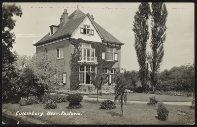 1724 Waldeck Pyrmontdreef met op nr 16 de voormalige pastorie van de Hervormde kerk, het huidige 'Merelnest'.