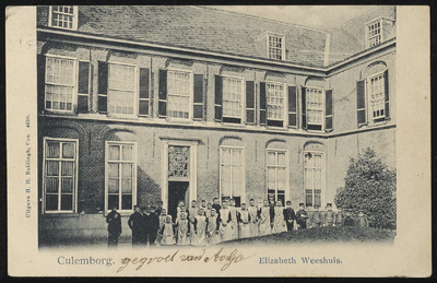 1758 Het Elizabeth Weeshuis gesticht door Vrouwe Elizabeth, gravin van Culemborg in 1560. Het was het eerste weeshuis ...