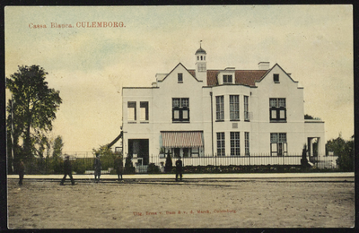 1838 Casa Blanca gebouwd in 1907 in opdracht van de sigaren fabrikant W. B. Dresselhuijs.