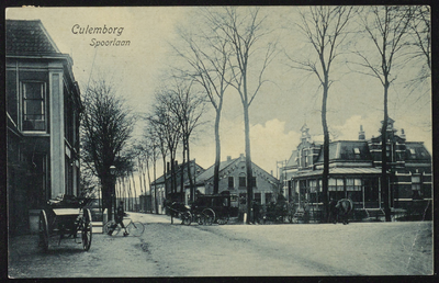 1871 Hoek Stationsweg en Triosingel met links de voorkant van het toenmalige hoofdgebouw van Gispen. Daarvoor was het ...