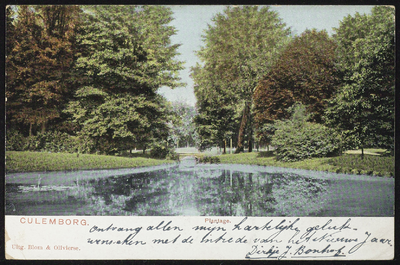 1929 Vijver en bruggetje in de Plantage. Het stadspark van Culemborg aan de Wilhelminadreef.